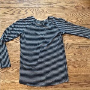 Lululemon top